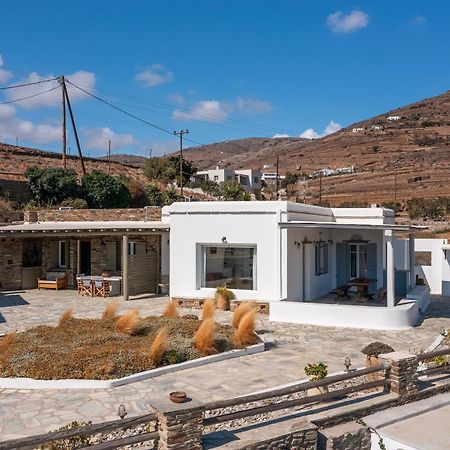 הוילה אגיוס סוסטיס Andrea'S Tinos House מראה חיצוני תמונה